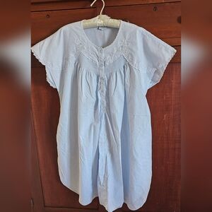 Gilligan & O'malley Light Blue Embroidered Nightgown, Size Large